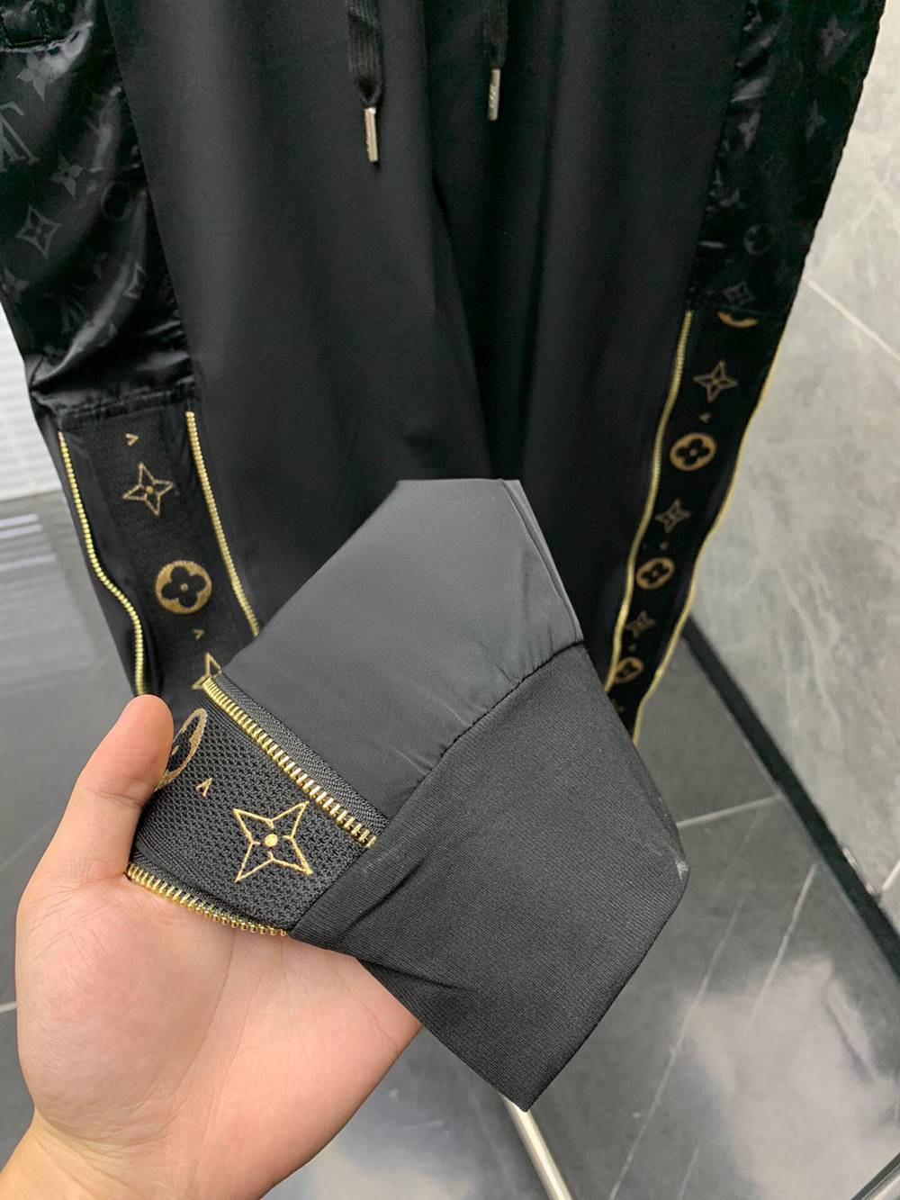 L- Trousers  JP9618700